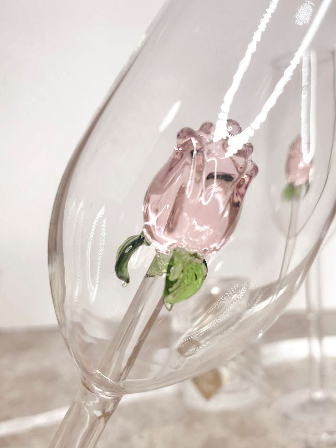 BowLift | La Vie En Rose | Champagne Glass - Handmade