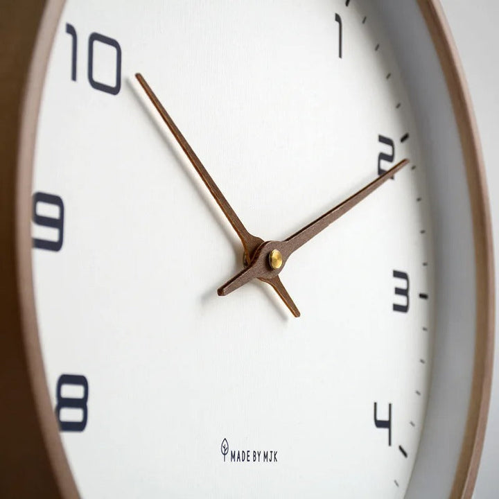BowLift | Minimalistic Wall Clock | Metal &amp; Resin