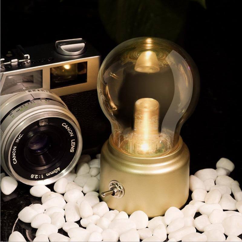 Vintage Light Bulb Table Lamp