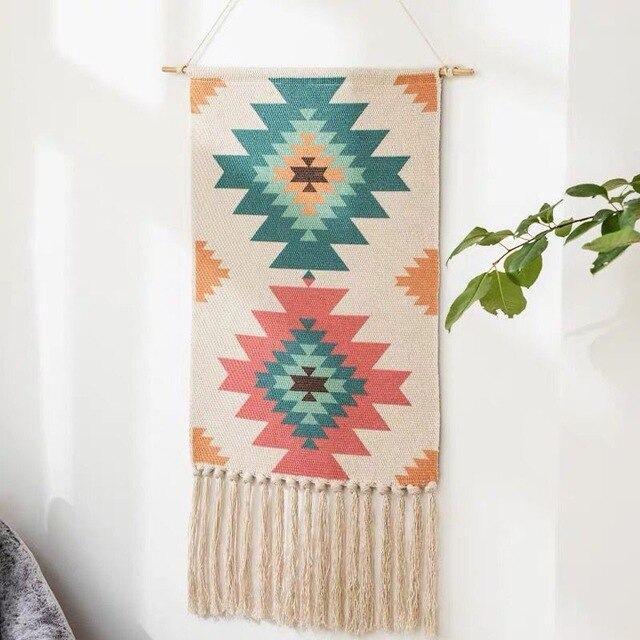 BowLift | Geometric Tufted Wall Carpet
