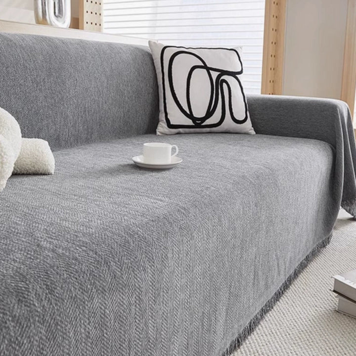SofaShield – Minimalist sofa cover, leak-proof and easy to clean