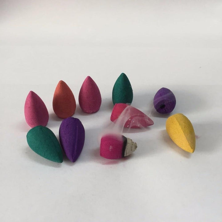 BowLift | Smoking Man Backflow Incense Cones Glass Bottle 60 Pieces